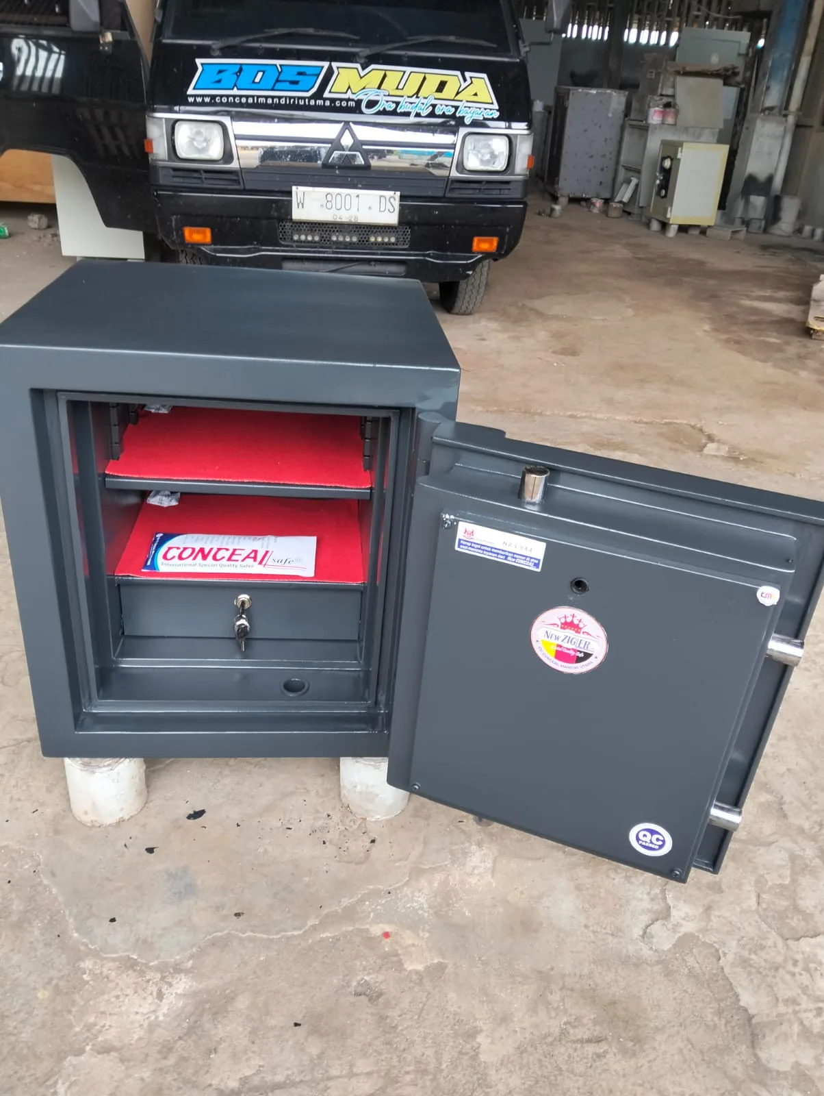 Brankas rumah tahan api tipe new zigler 1 uk T60 x L57cm